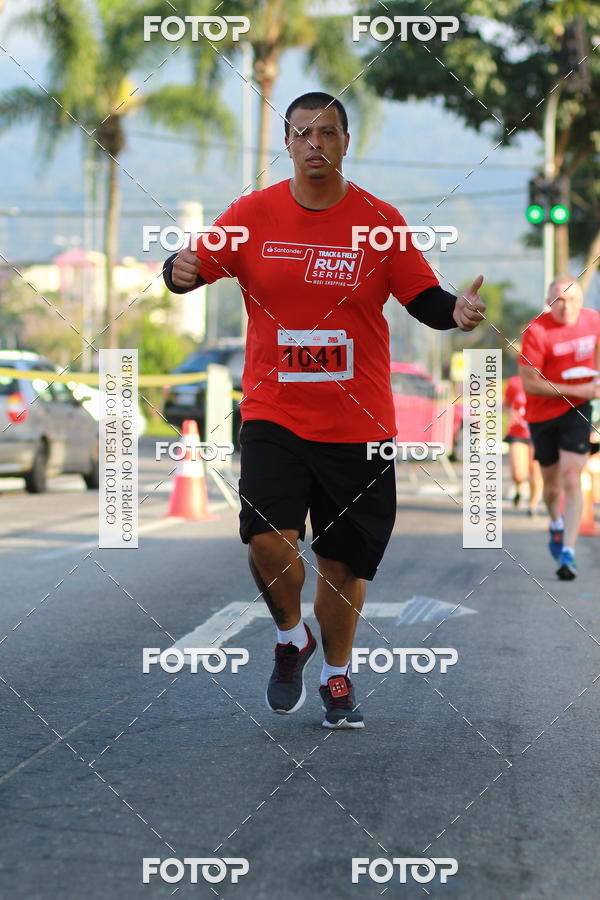 Buy your photos of the eventTrack&Field Run Series on Fotop