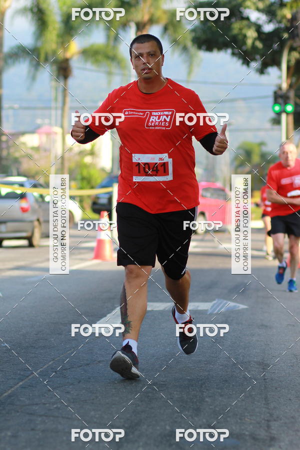 Buy your photos of the eventTrack&Field Run Series on Fotop