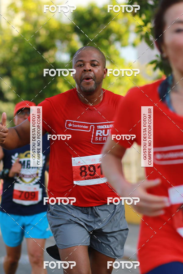 Buy your photos of the eventTrack&Field Run Series on Fotop