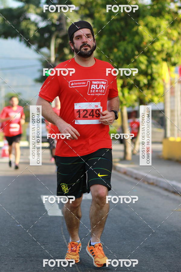 Buy your photos of the eventTrack&Field Run Series on Fotop