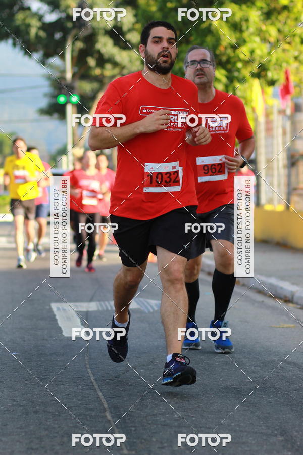 Buy your photos of the eventTrack&Field Run Series on Fotop