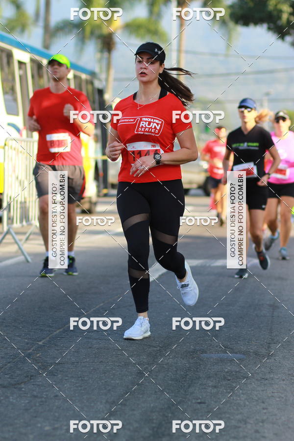 Buy your photos of the eventTrack&Field Run Series on Fotop