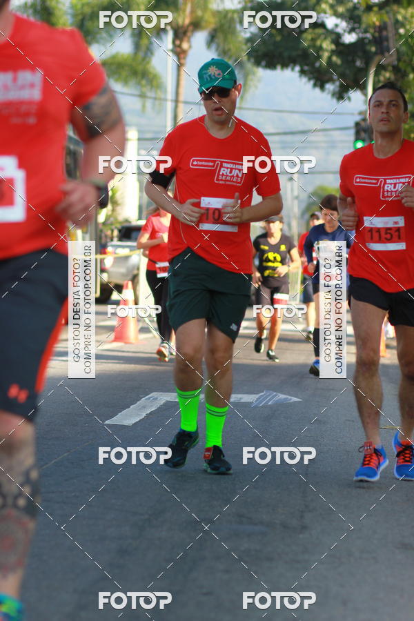 Buy your photos of the eventTrack&Field Run Series on Fotop