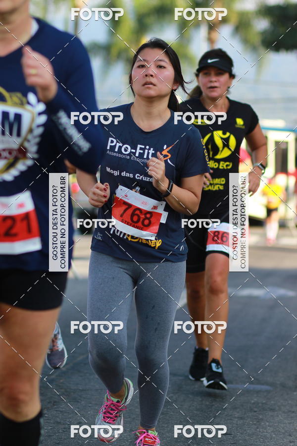 Buy your photos of the eventTrack&Field Run Series on Fotop