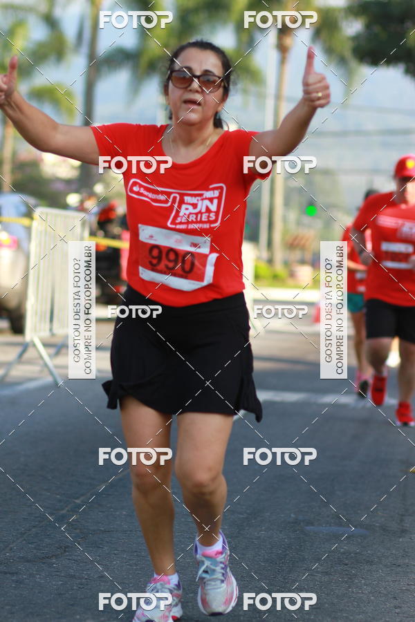 Buy your photos of the eventTrack&Field Run Series on Fotop
