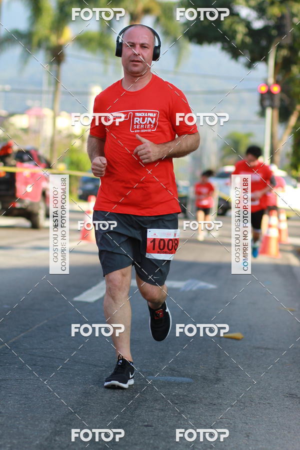 Buy your photos of the eventTrack&Field Run Series on Fotop
