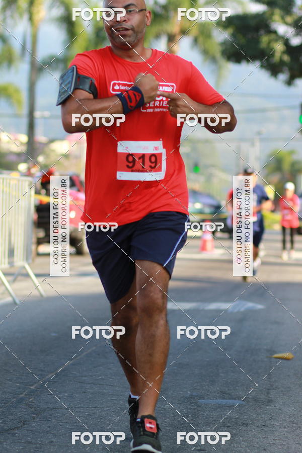 Buy your photos of the eventTrack&Field Run Series on Fotop