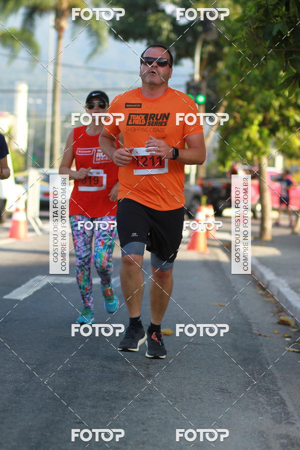 Buy your photos of the eventTrack&Field Run Series on Fotop