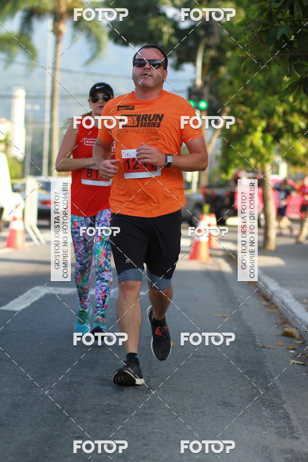 Buy your photos of the eventTrack&Field Run Series on Fotop
