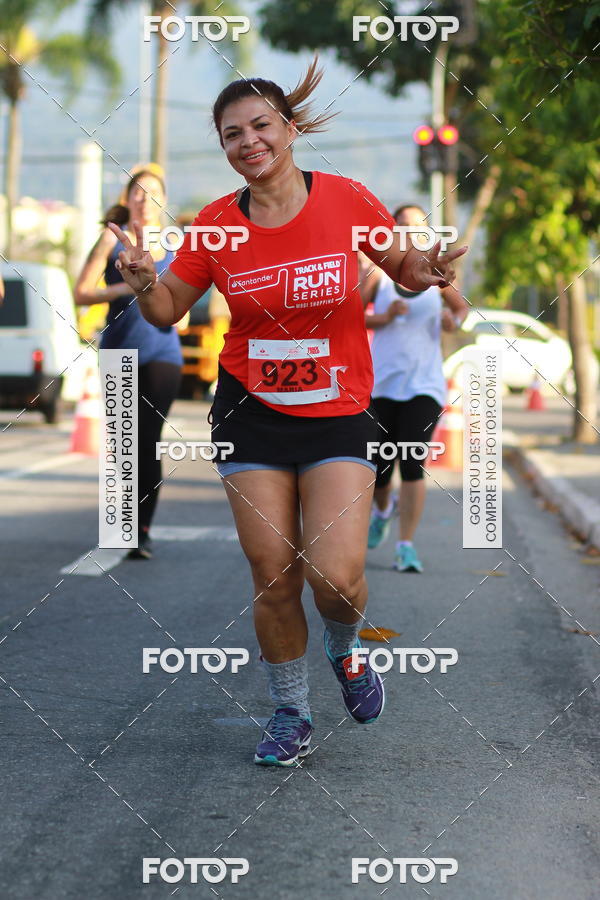 Buy your photos of the eventTrack&Field Run Series on Fotop