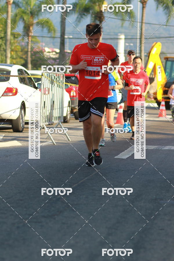 Buy your photos of the eventTrack&Field Run Series on Fotop