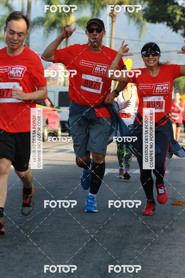 Buy your photos of the eventTrack&Field Run Series on Fotop