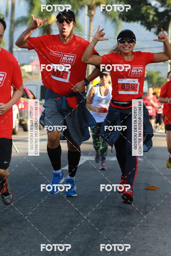 Buy your photos of the eventTrack&Field Run Series on Fotop