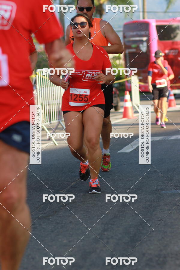 Buy your photos of the eventTrack&Field Run Series on Fotop