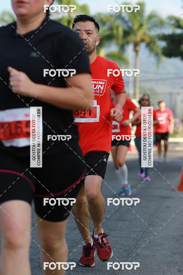 Buy your photos of the eventTrack&Field Run Series on Fotop