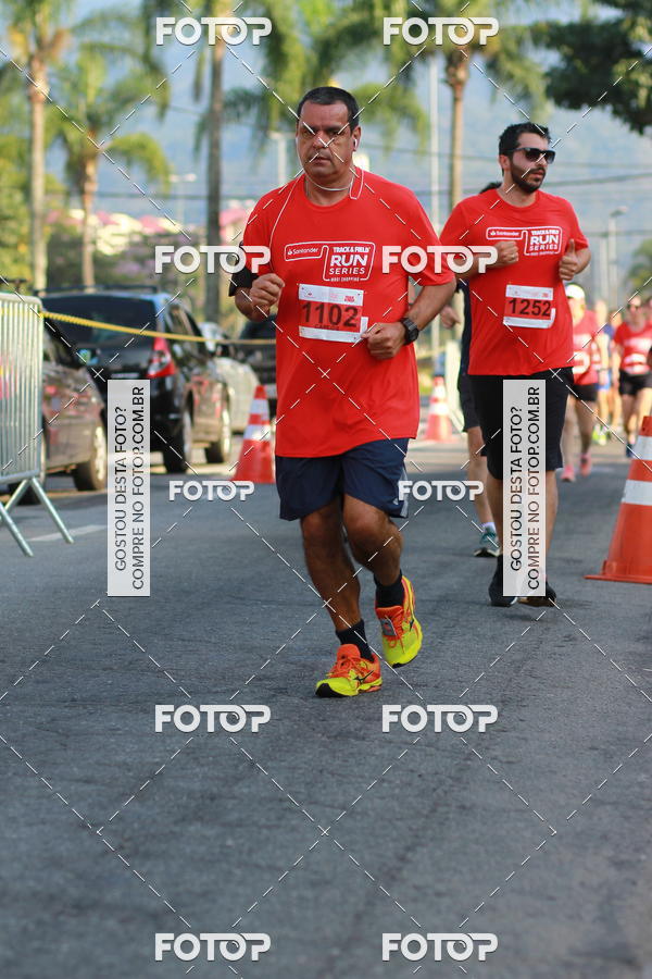 Buy your photos of the eventTrack&Field Run Series on Fotop