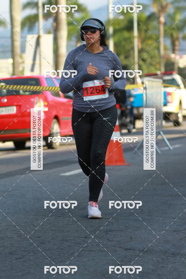 Buy your photos of the eventTrack&Field Run Series on Fotop