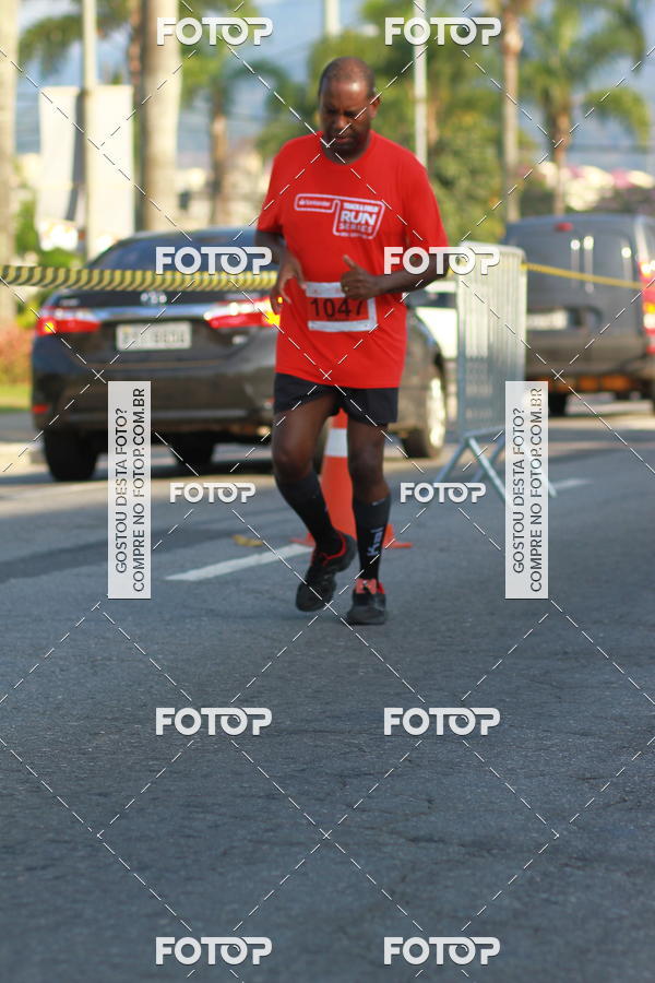 Buy your photos of the eventTrack&Field Run Series on Fotop