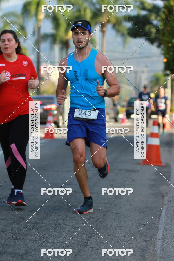 Buy your photos of the eventTrack&Field Run Series on Fotop