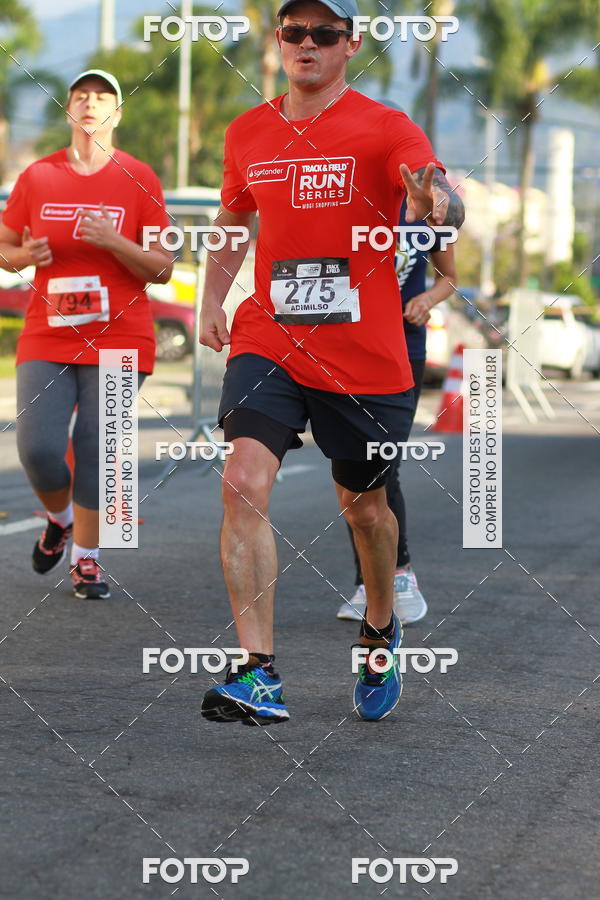 Buy your photos of the eventTrack&Field Run Series on Fotop