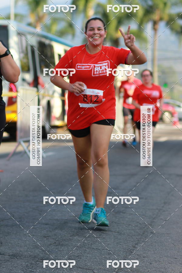 Buy your photos of the eventTrack&Field Run Series on Fotop
