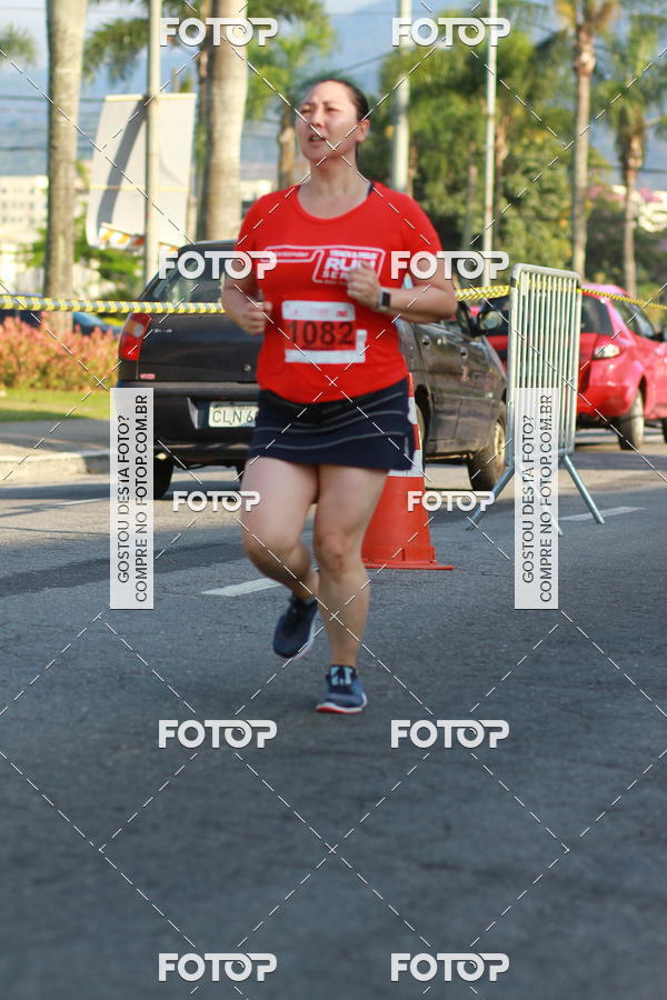 Buy your photos of the eventTrack&Field Run Series on Fotop