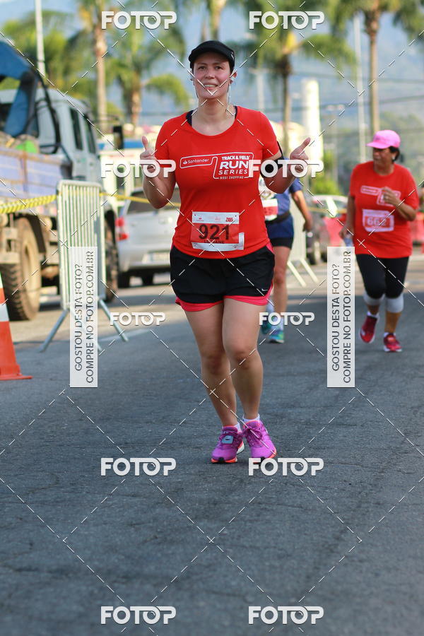 Buy your photos of the eventTrack&Field Run Series on Fotop