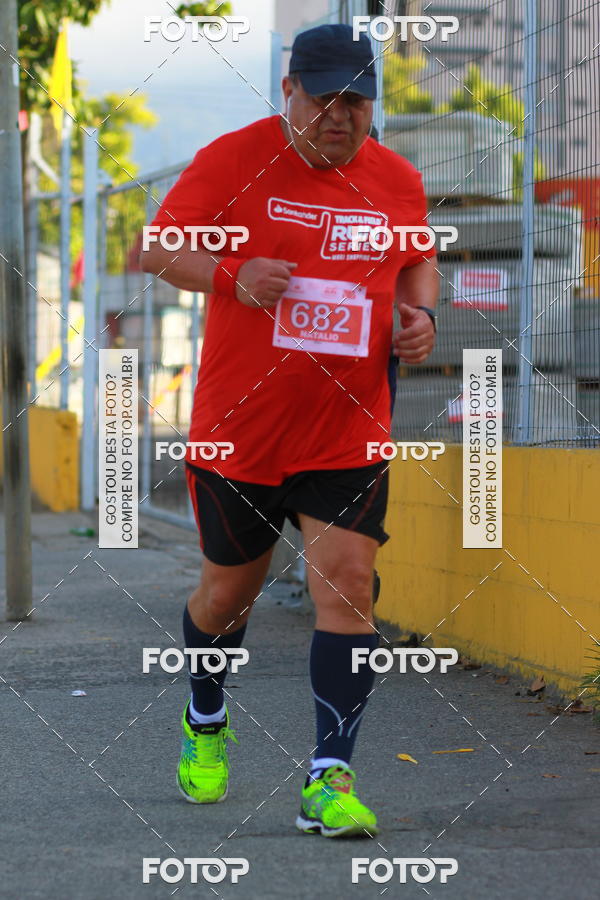 Buy your photos of the eventTrack&Field Run Series on Fotop