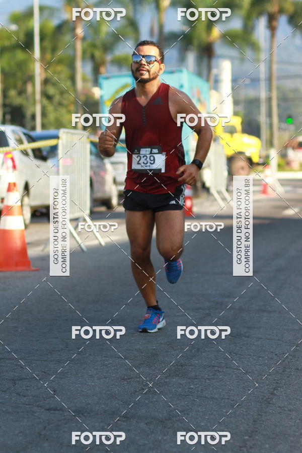 Buy your photos of the eventTrack&Field Run Series on Fotop