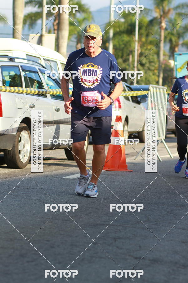 Buy your photos of the eventTrack&Field Run Series on Fotop