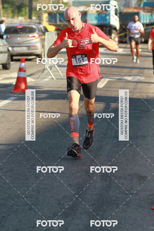 Buy your photos of the eventTrack&Field Run Series on Fotop