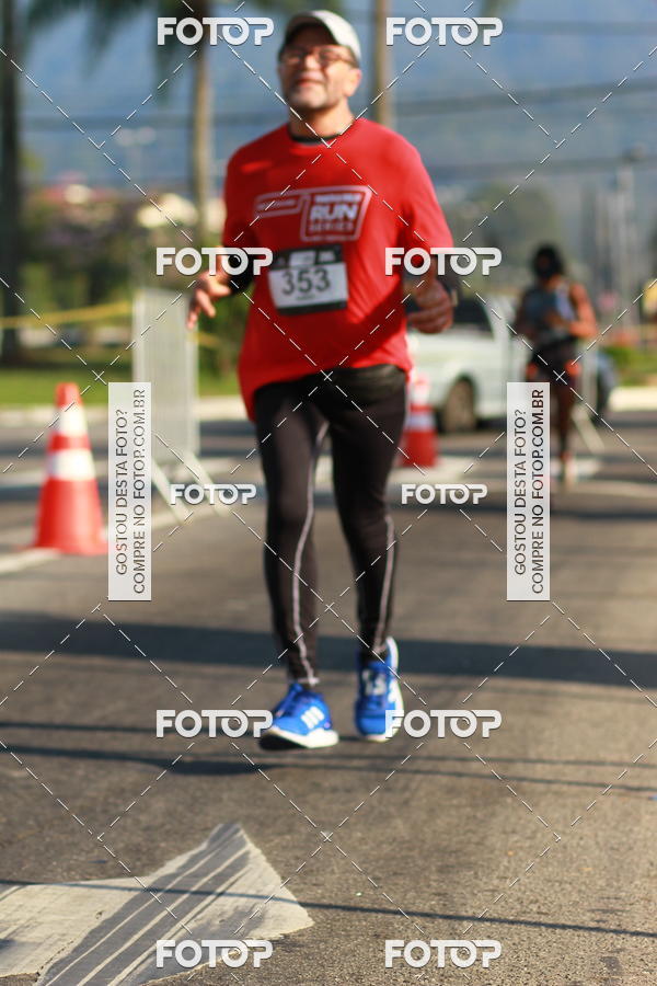 Buy your photos of the eventTrack&Field Run Series on Fotop