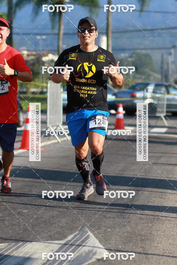 Buy your photos of the eventTrack&Field Run Series on Fotop