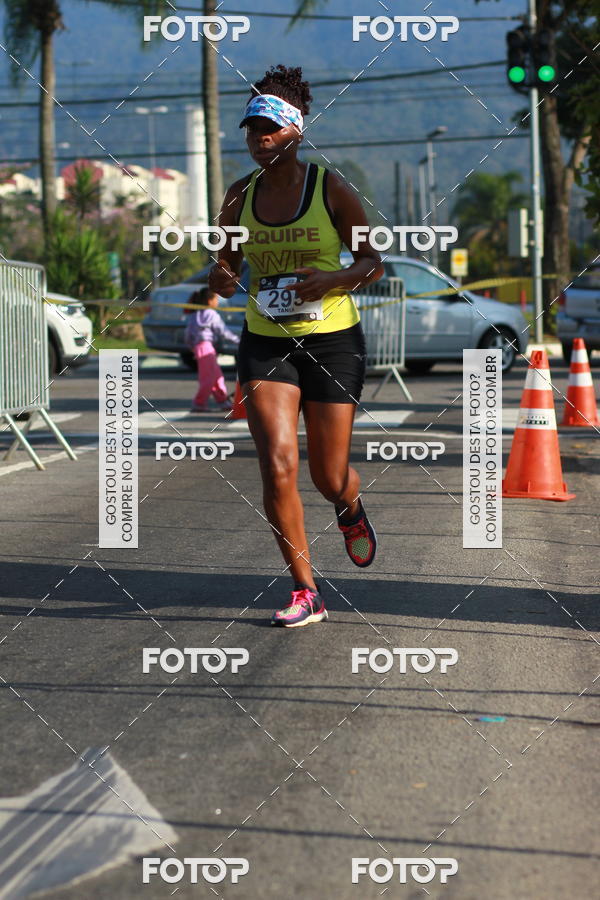 Buy your photos of the eventTrack&Field Run Series on Fotop
