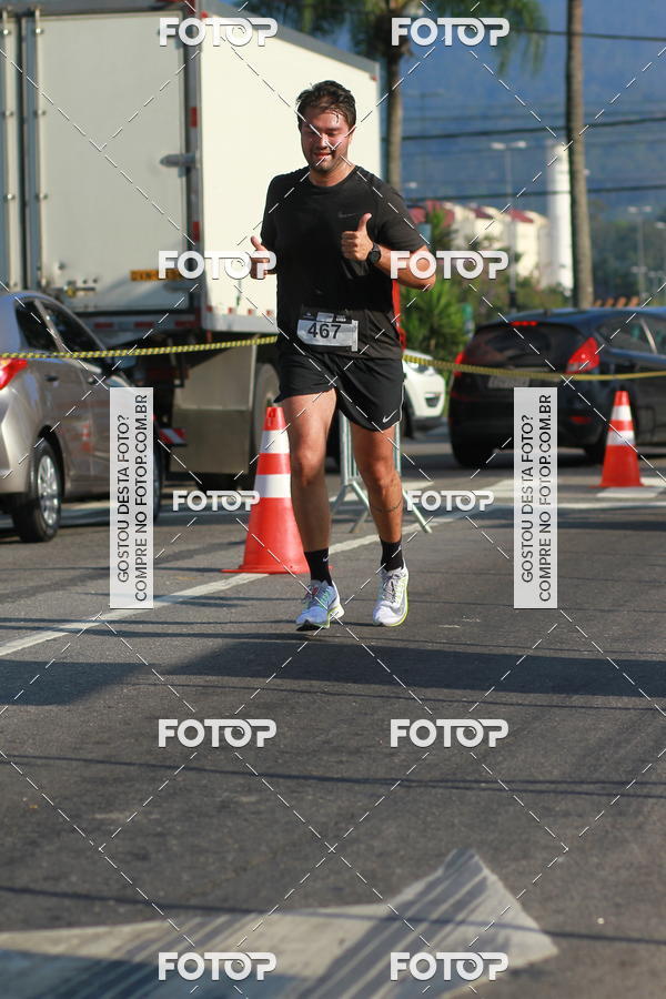 Buy your photos of the eventTrack&Field Run Series on Fotop