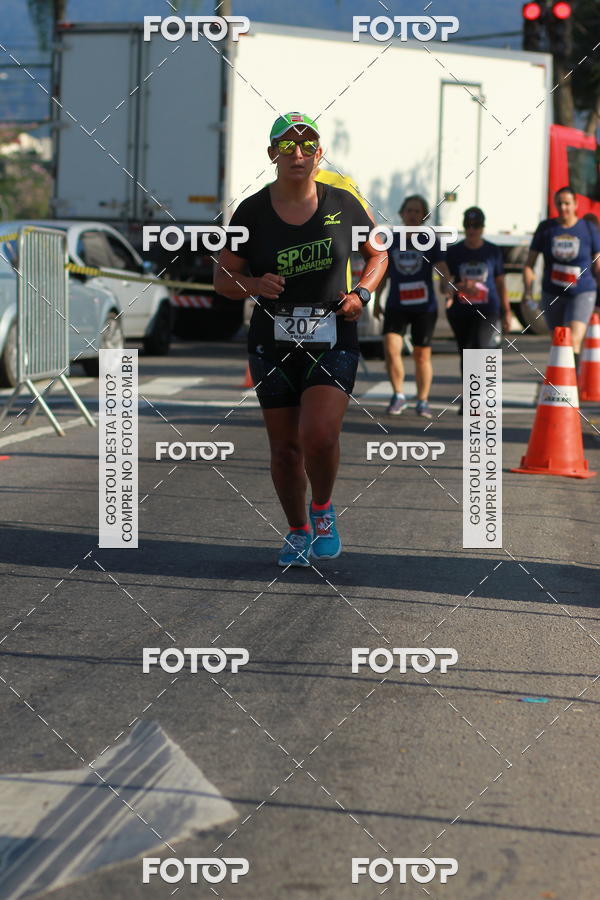 Buy your photos of the eventTrack&Field Run Series on Fotop