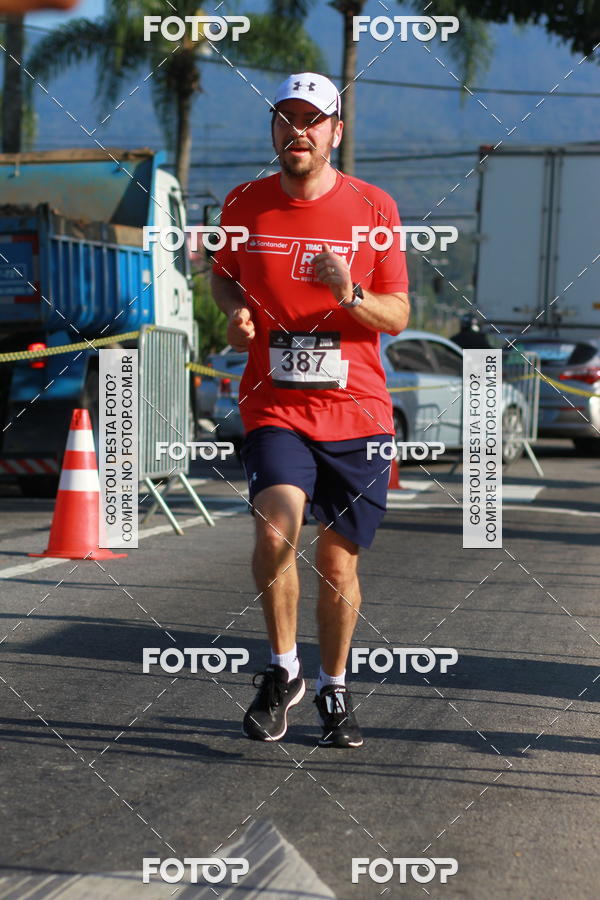 Buy your photos of the eventTrack&Field Run Series on Fotop