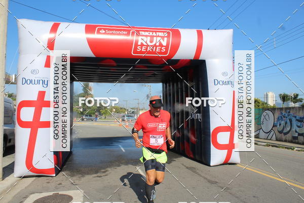 Achetez vos photos de l'vnementTrack&Field Run Series sur Fotop