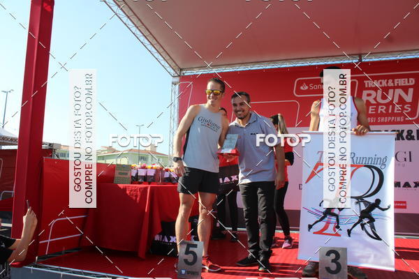 Achetez vos photos de l'vnementTrack&Field Run Series sur Fotop
