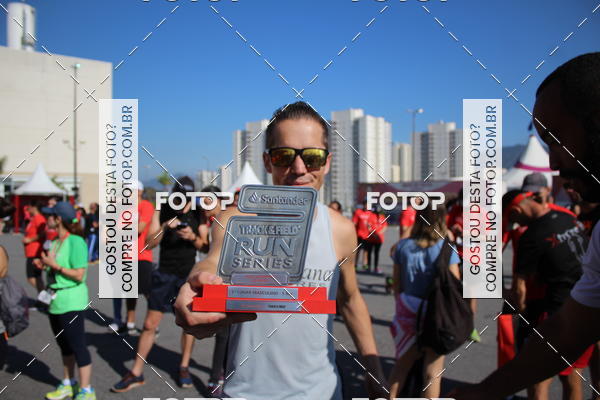 Achetez vos photos de l'vnementTrack&Field Run Series sur Fotop