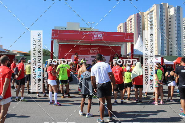 Achetez vos photos de l'vnementTrack&Field Run Series sur Fotop