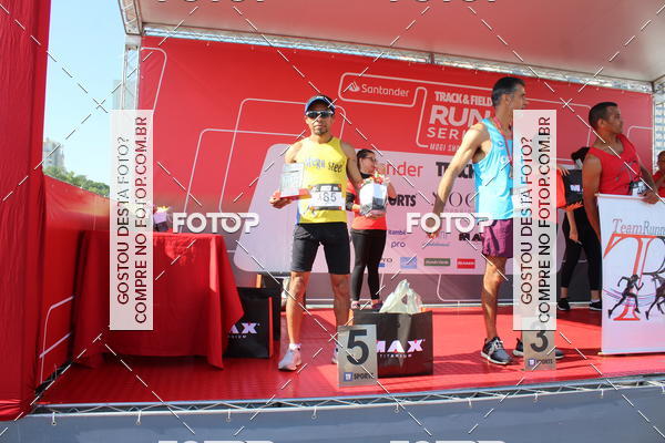 Achetez vos photos de l'vnementTrack&Field Run Series sur Fotop