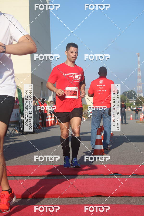 Buy your photos of the eventTrack&Field Run Series on Fotop