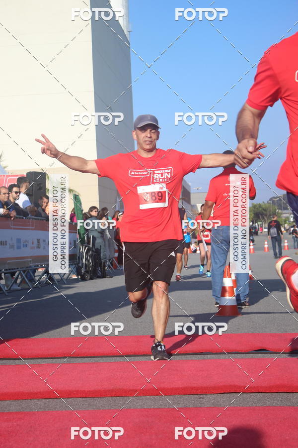 Buy your photos of the eventTrack&Field Run Series on Fotop