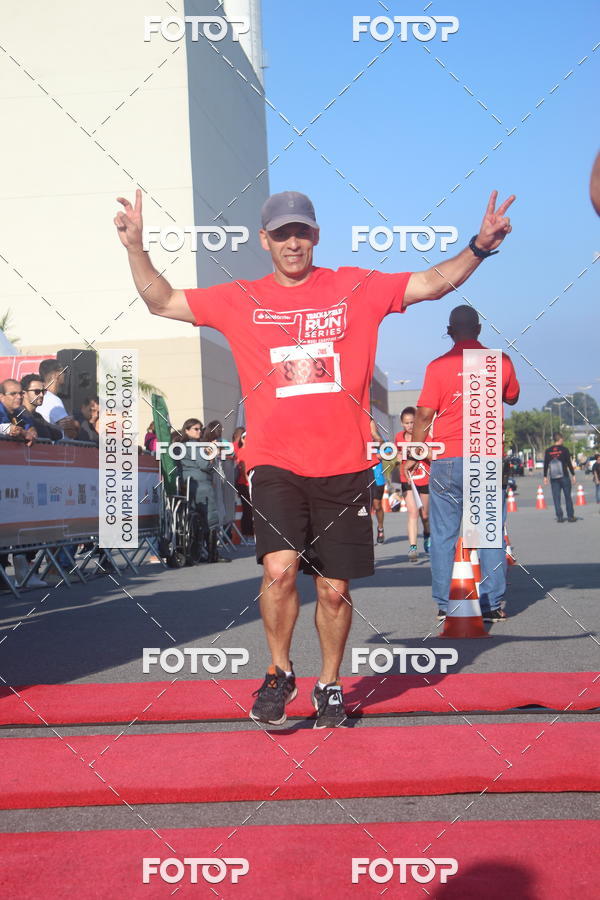 Buy your photos of the eventTrack&Field Run Series on Fotop