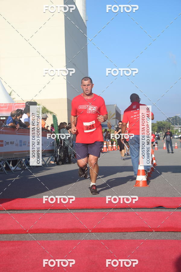 Buy your photos of the eventTrack&Field Run Series on Fotop