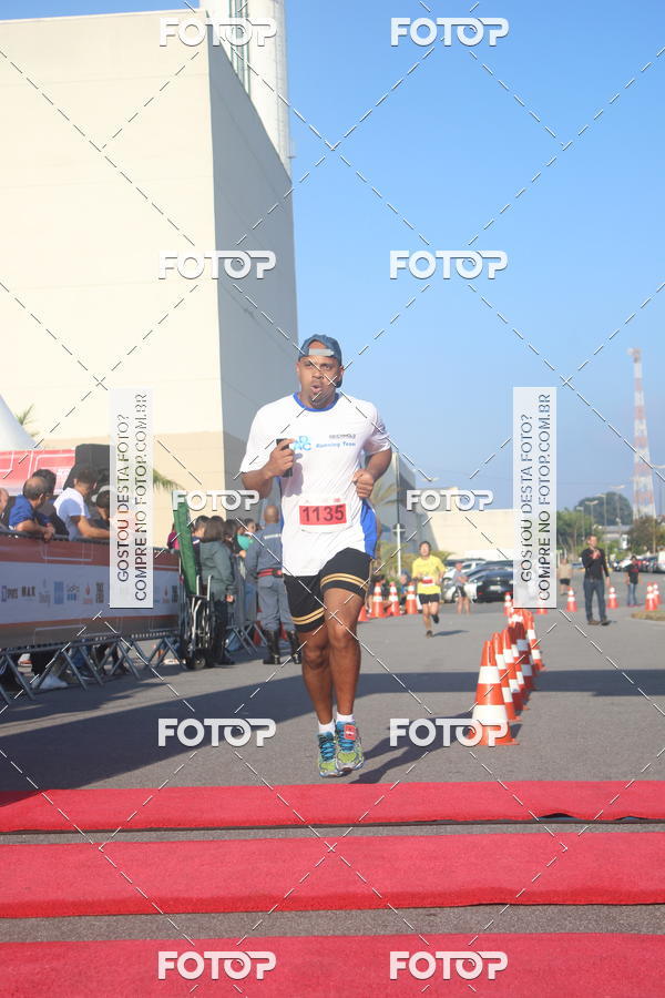 Buy your photos of the eventTrack&Field Run Series on Fotop