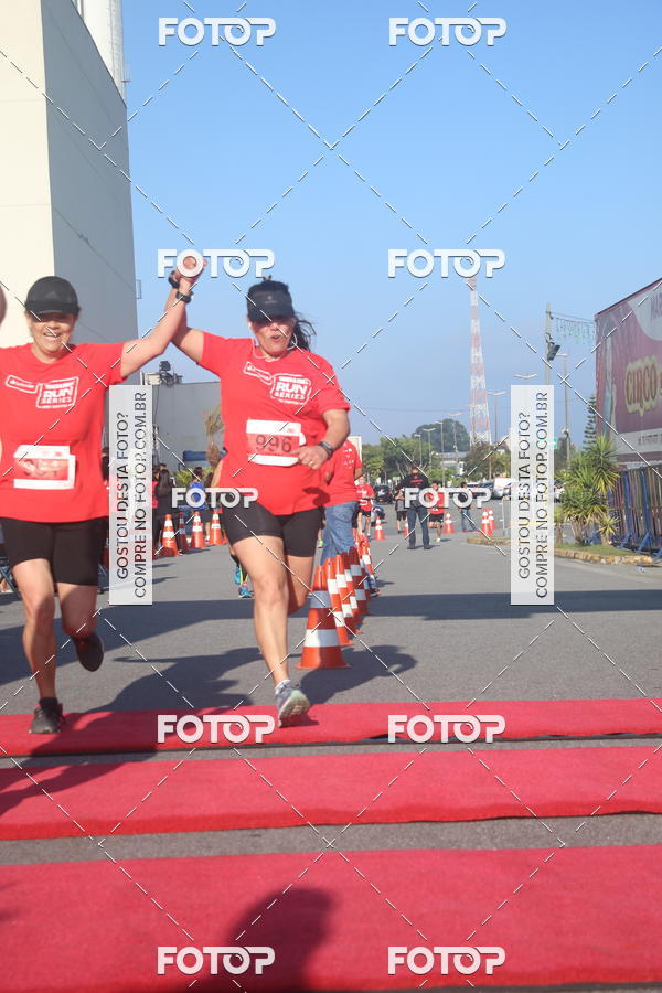 Buy your photos of the eventTrack&Field Run Series on Fotop