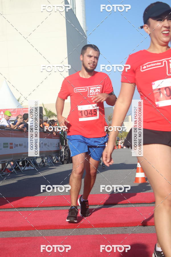 Buy your photos of the eventTrack&Field Run Series on Fotop