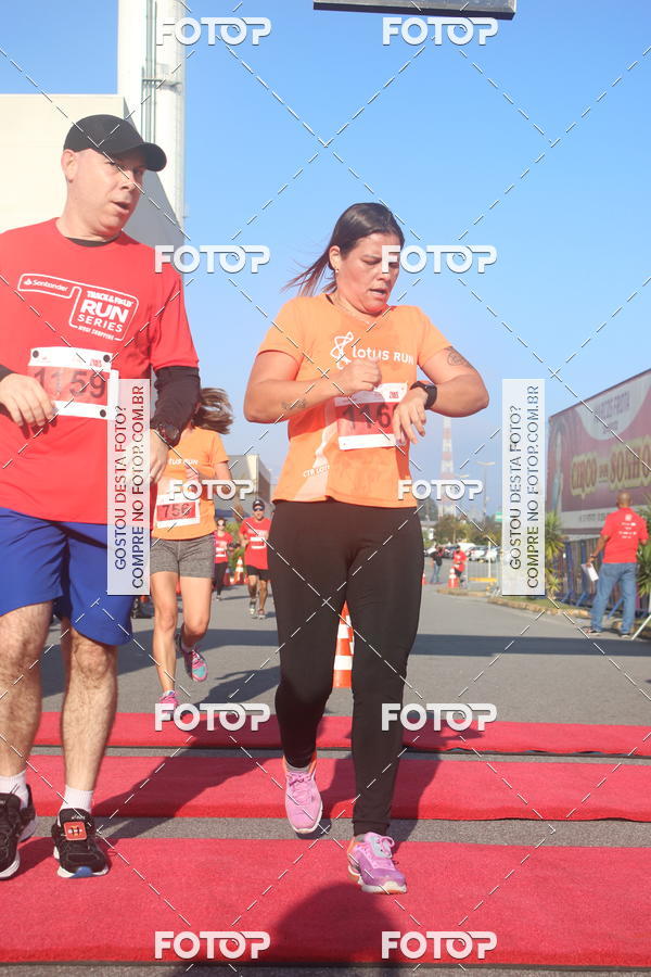 Buy your photos of the eventTrack&Field Run Series on Fotop